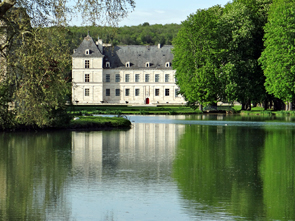 châteaux du Tonnerrois en Bourgogne ;  Ancy-le-Franc