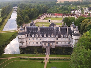 châteaux du Tonnerrois en Bourgogne ; Tanlay